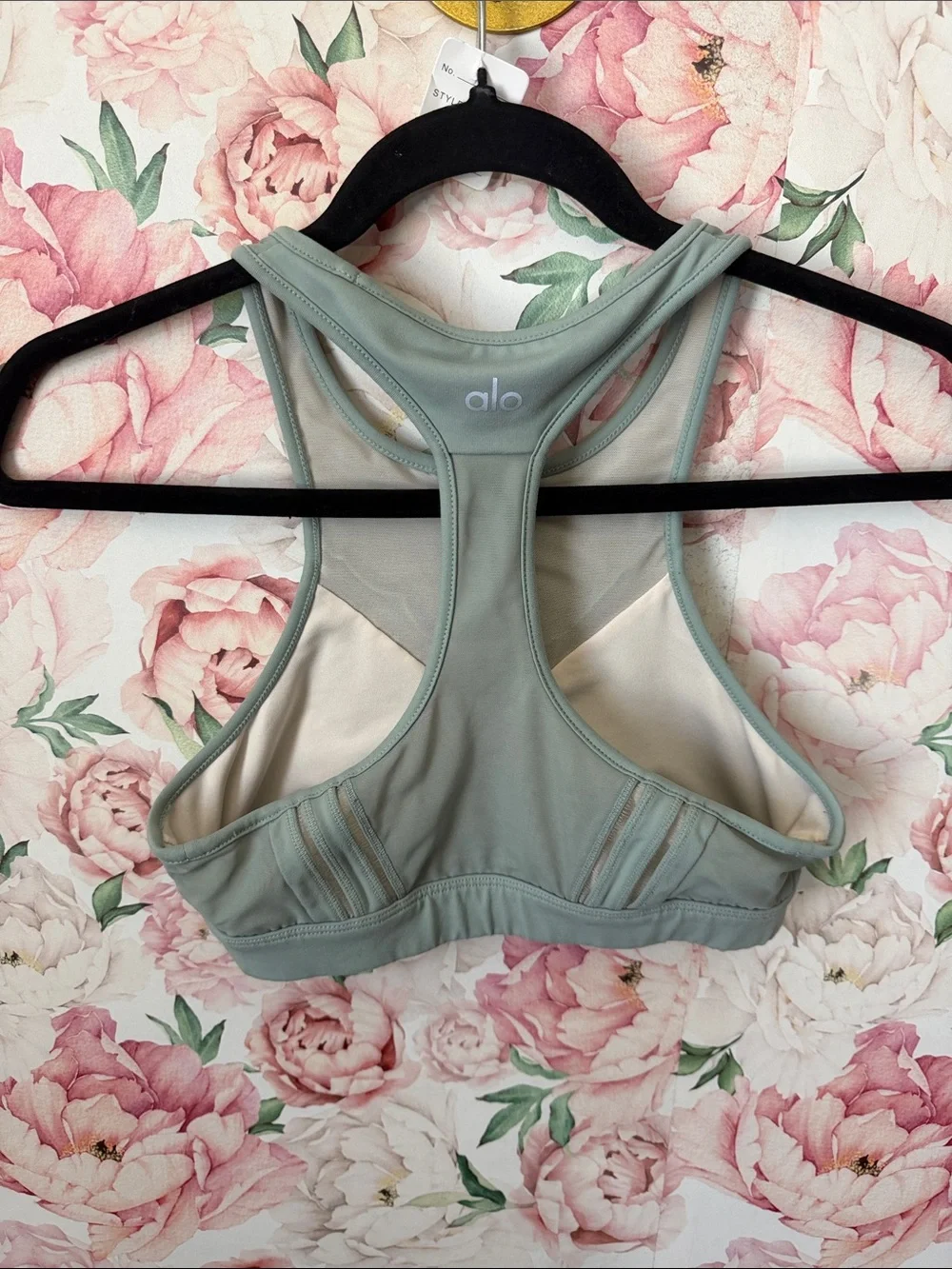 Alo Yoga Half Moon Sports Bra Mint Green size S Mesh Racerback